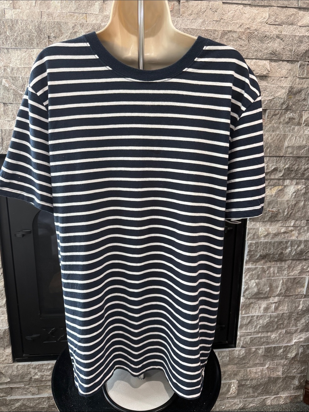 Gap Classic Navy and White Striped Men's Shirt
